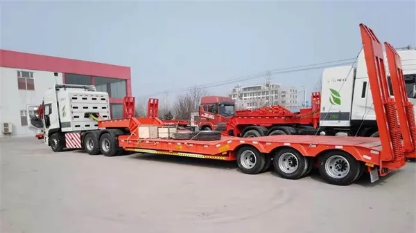 3-axles-Low-bed-semitrailer-10 3-axles-Low-bed-semitrailer-10