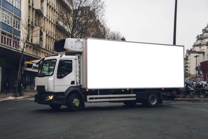 Medium Size Refrigerator Truck Medium Size Refrigerator Truck