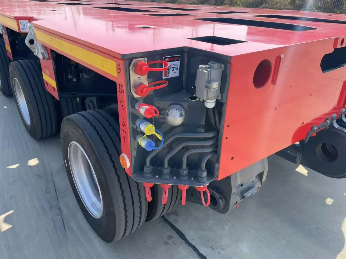 Modular Trailer for 200 Ton Crawle Crane Transporation Modular Trailer for 200 Ton Crawle Crane Transporation