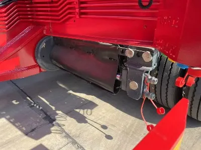 Modular Trailer for 200 Ton Crawle Crane Transporation detail Modular Trailer for 200 Ton Crawle Crane Transporation detail