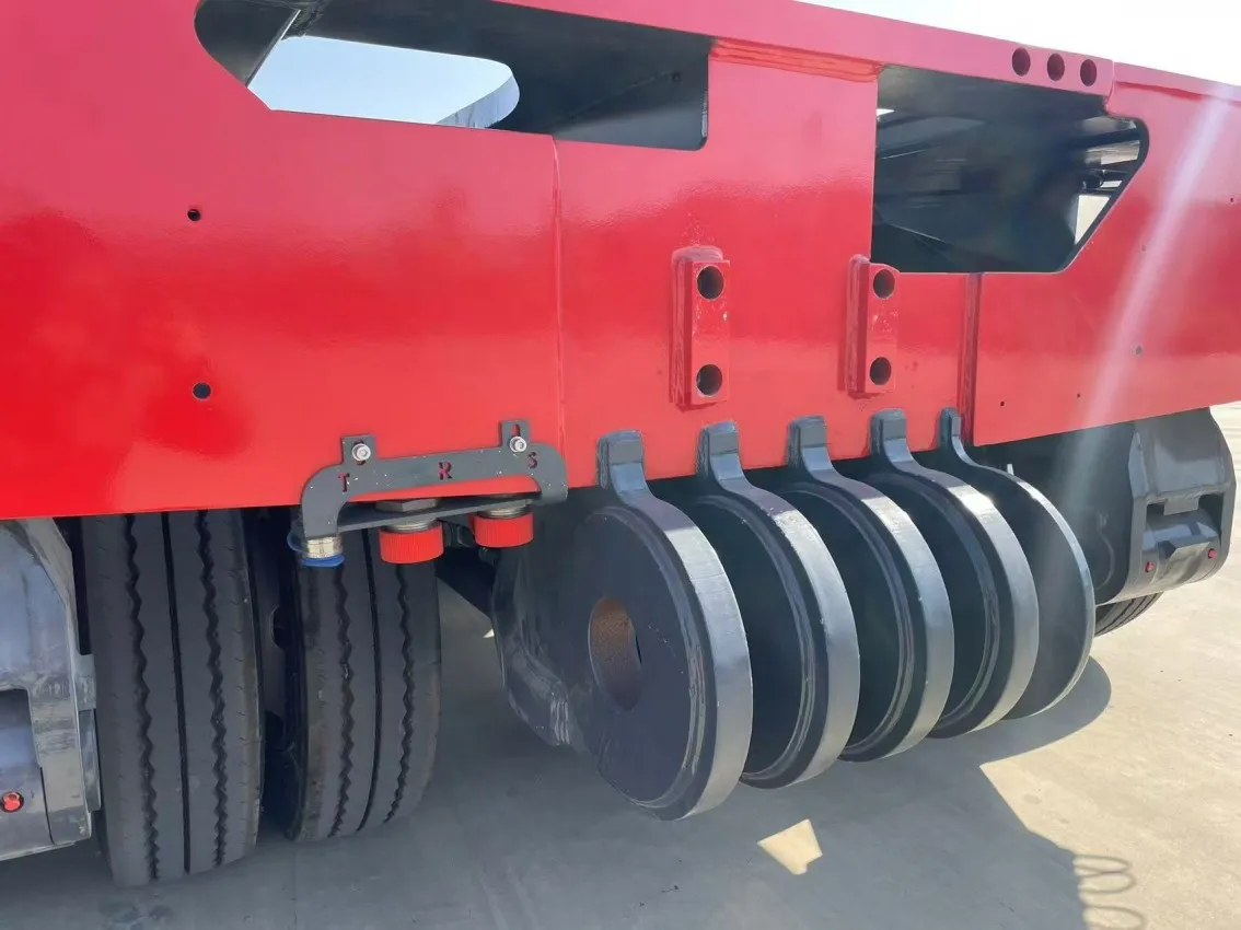 Modular Trailer for 200 Ton Crawle Crane Transporation show Modular Trailer for 200 Ton Crawle Crane Transporation show