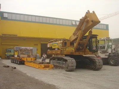 Modular Trailer for 200 Ton Crawle Crane Transporation detail Modular Trailer for 200 Ton Crawle Crane Transporation detail